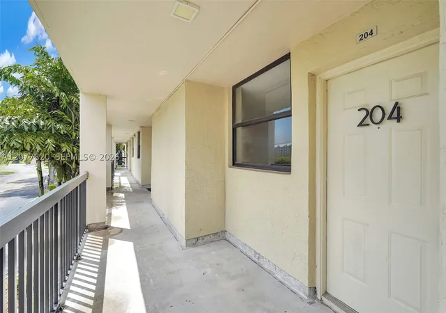 Photo 3 of Condo for sale at 117 Lake Emerald Dr #204, Oakland Park, FL 33309 | MLS# A12077820 | Listing updated on 2026-09-14