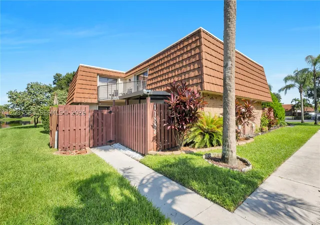 Photo 1 of Townhouse for sale at 11882 Sw 12th Place, Davie, FL 33325 | MLS# A12087583 | Listing updated on 2026-09-17