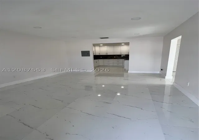 Listing Photo 3 - Condo for sale in building located at 3315 SW 91st Ave, Miami, FL 33165