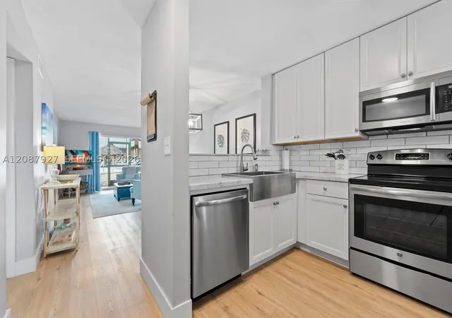 Photo 2 of Condo for sale at 98321 Windward Ave #98321, Key Largo, FL 33037 | MLS# A12087927 | Listing updated on 2026-09-12