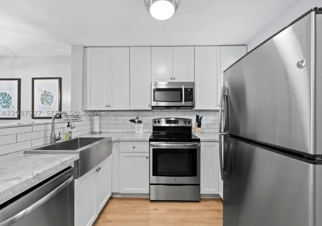 Photo 3 of Condo for sale at 98321 Windward Ave #98321, Key Largo, FL 33037 | MLS# A12087927 | Listing updated on 2026-09-12