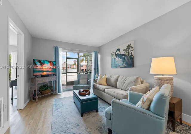 Listing Photo 5 - Condo for sale in building located at 98321 Windward Ave, Key Largo, FL 33037 - Unit #98321