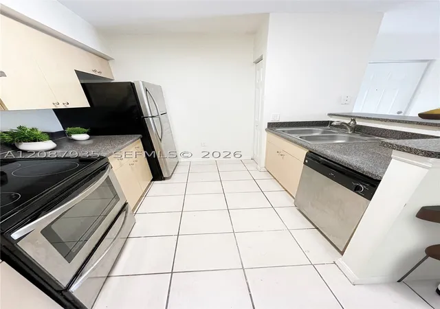Photo 2 of Condo for sale at 4081 San Marino Blvd #206, West Palm Beach, FL 33409 | MLS# A12087935 | Listing updated on 2026-09-12
