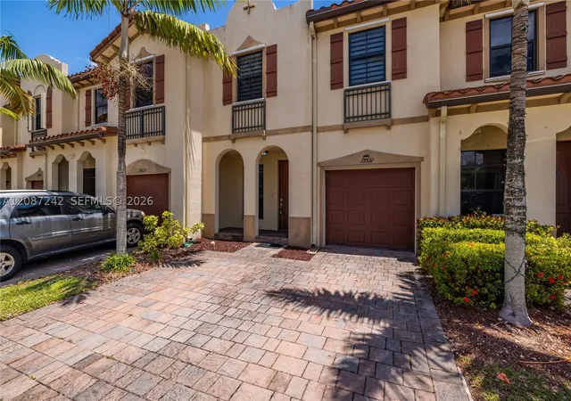 Photo 2 of Sale Pending at 17531 Sw 153rd Path, Miami, FL 33187 | MLS# A12087242 | Listing updated on 2026-09-21