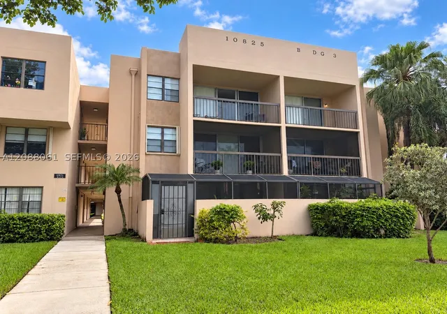 Photo 2 of Condo for sale at 10625 Sw 112th Avenue #111, Miami, FL 33176 | MLS# A12088061 | Listing updated on 2026-09-13