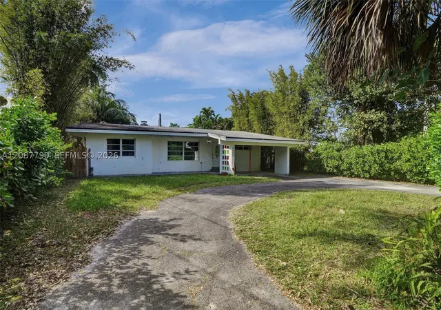 Photo 3 of Single family home for sale at 18500 Ne 23rd Court, Miami, FL 33180 | MLS# A12087790 | Listing updated on 2026-09-13