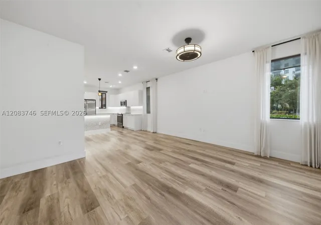 Photo 4 of Townhouse for sale at 4519 NW 84th Avenue, Doral, FL 33166 | MLS# A12083746 | Listing updated on 2026-09-13
