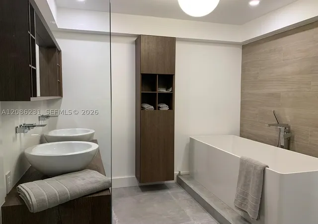 Condo for sale at 210 Sea View Dr #506, Key Biscayne, FL 33149 | MLS# A12086231