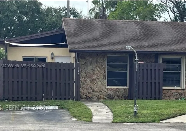 Photo 2 of Single family home for sale at 140 Fox Rd #3-46, Hollywood, FL 33024 | MLS# A12088148 | Listing updated on 2026-09-18