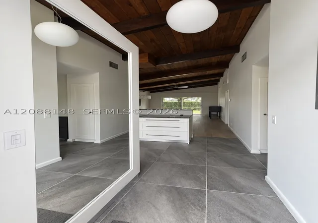 Photo 3 of Single family home for sale at 140 Fox Rd #3-46, Hollywood, FL 33024 | MLS# A12088148 | Listing updated on 2026-09-18