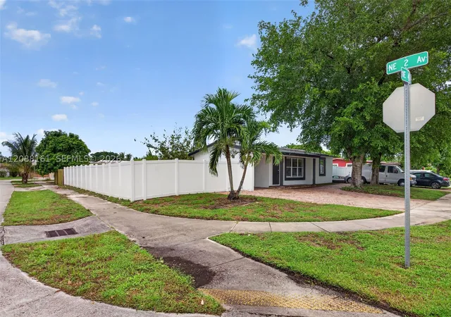 Photo 2 of Single family home for sale at 241 NE 45th Street, Deerfield Beach, FL 33064 | MLS# A12088161 | Listing updated on 2026-09-13