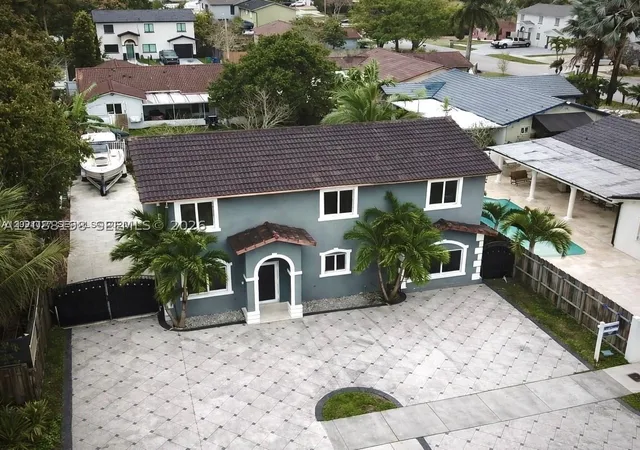 Photo 2 of Single family home for sale at 15302 Sw 180th Terrace, Miami, FL 33187 | MLS# A12088198 | Listing updated on 2026-09-13