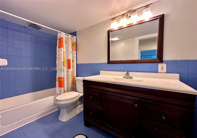 Photo 33 of Sale Pending at 2601 S Course Dr #206, Pompano Beach, FL 33069 | MLS# A12088212 | Listing updated on 2026-09-23