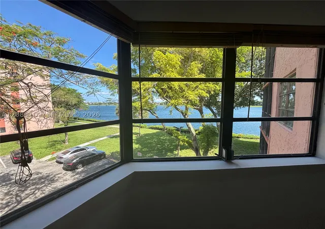 Photo 2 of Condo for sale at 20860 San Simeon Way #303-6, Miami, FL 33179 | MLS# A12088109 | Listing updated on 2026-09-14