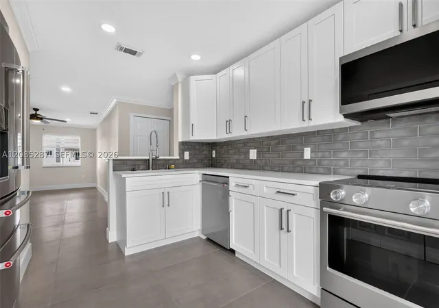 Photo 2 of Condo for sale at 5775 Nw 109th Avenue #13, Doral, FL 33178 | MLS# A12085287 | Listing updated on 2026-09-14