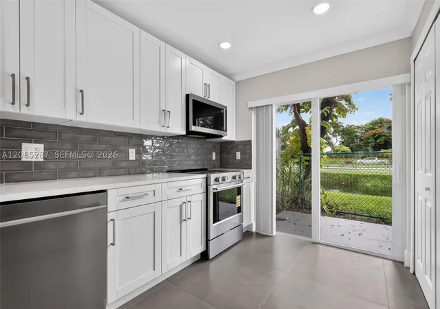 Photo 3 of Condo for sale at 5775 Nw 109th Avenue #13, Doral, FL 33178 | MLS# A12085287 | Listing updated on 2026-09-14