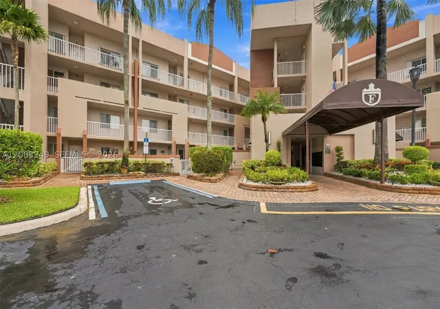 Photo 1 of Condo for sale at 7503 Granville Dr #102, Tamarac, FL 33321 | MLS# A12088249 | Listing updated on 2026-09-14