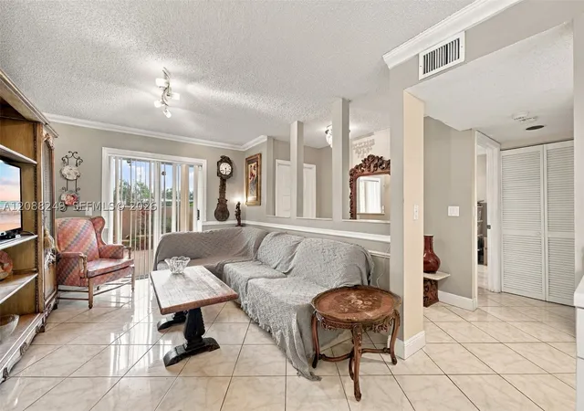 Listing Photo 4 - Condo for sale in building located at 7503 Granville Dr, Tamarac, FL 33321 - Unit #102