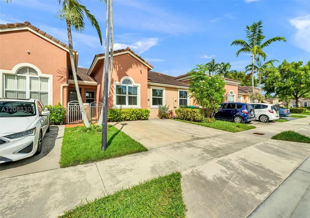 Photo 2 of Townhouse for sale at 23732 Sw 110th Avenue, Homestead, FL 33032 | MLS# A12088303 | Listing updated on 2026-09-14
