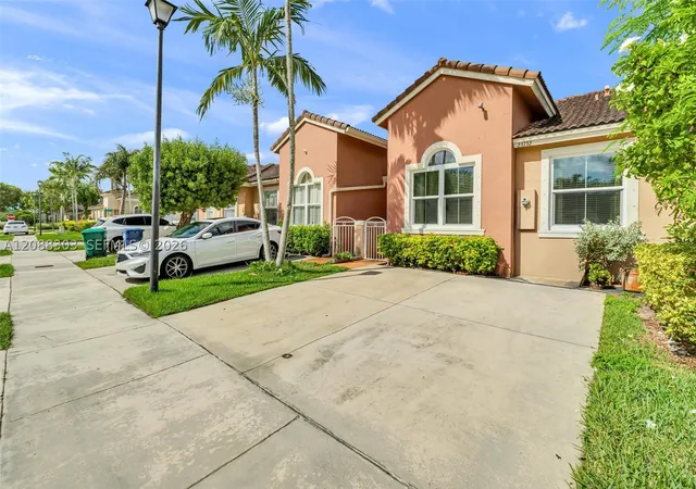 Photo 3 of Townhouse for sale at 23732 Sw 110th Avenue, Homestead, FL 33032 | MLS# A12088303 | Listing updated on 2026-09-14
