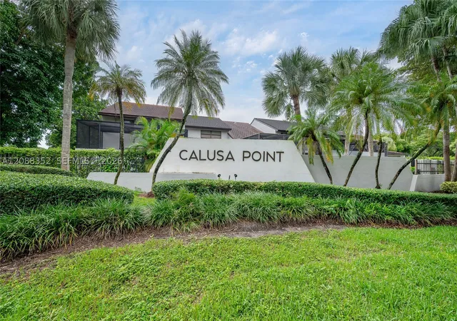 Townhouse for sale at 8999 SW 133rd Court #B, Miami, FL 33186 | MLS# A12088352