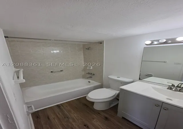 Photo 3 of Condo for sale at 4550 Nw 9th Street #605E, Miami, FL 33126 | MLS# A12088361 | Listing updated on 2026-09-14