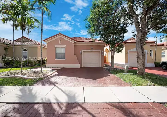 Photo 3 of Single family home for sale at 2327 Ne 37th Terrace, Homestead, FL 33033 | MLS# A12087513 | Listing updated on 2026-09-14
