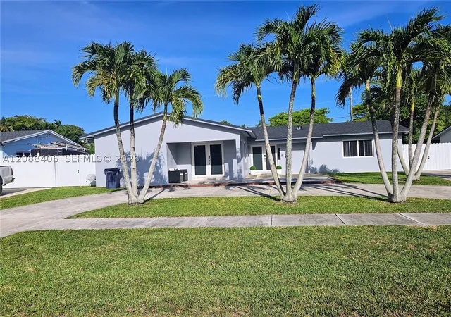 Photo 3 of Single family home for sale at 19115 Bel Aire Dr, Cutler Bay, FL 33157 | MLS# A12088405 | Listing updated on 2026-09-14