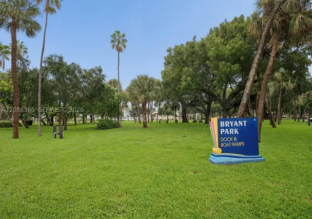 Photo 14 of Condo for sale at 1 N Golfview Rd #201, Lake Worth, FL 33460 | MLS# A12088365 | Listing updated on 2026-10-02