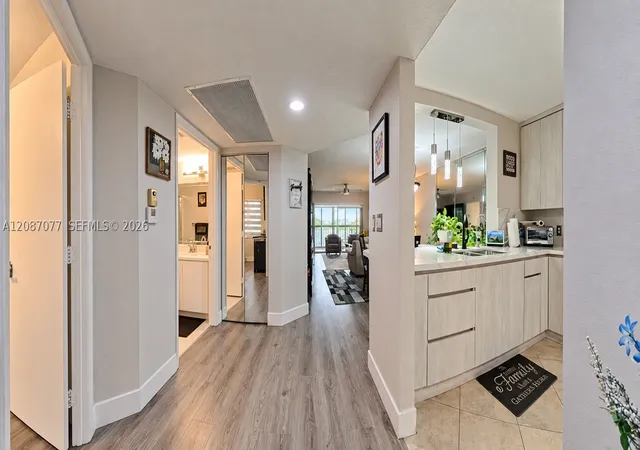 Photo 2 of Condo for sale at 1400 Sw 137th Avenue #305F, Pembroke Pines, FL 33027 | MLS# A12087077 | Listing updated on 2026-09-15