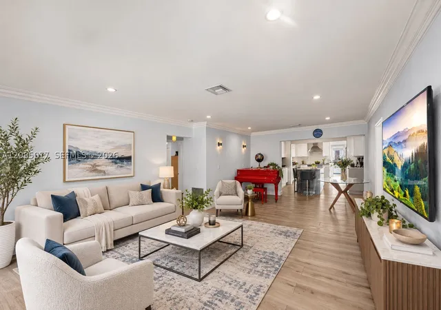 Photo 3 of Single family home for sale at 918 Ne 4th Street, Hallandale Beach, FL 33009 | MLS# A12085017 | Listing updated on 2026-09-14