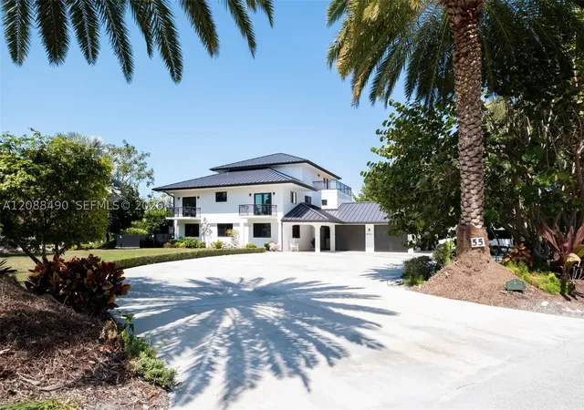 Photo 1 of Single family home for sale at 55 Ocean Front Dr, Key Largo, FL 33037 | MLS# A12088490 | Listing updated on 2026-09-14