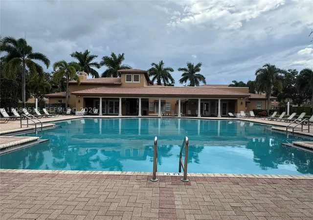 Photo 3 of Condo for sale at 928 SW 147th Avenue #2906, Pembroke Pines, FL 33027 | MLS# A12088516 | Listing updated on 2026-09-14
