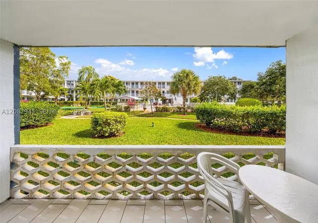 Condo for sale at 15610 NE 6th Avenue #7D, Miami, FL 33162 | MLS# A12087945