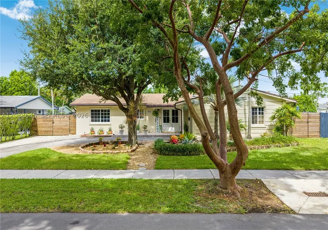 Photo 2 of Single family home for sale at 19780 Sw 101st Avenue, Cutler Bay, FL 33157 | MLS# A12088645 | Listing updated on 2026-10-05