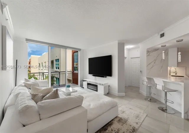 Photo 4 of Condo for sale at 2000 N Bayshore Dr #619, Miami, FL 33137 | MLS# A12088273 | Listing updated on 2026-09-15