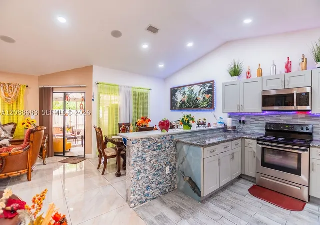 Photo 2 of Townhouse for sale at 1111 San Remo Cir, Homestead, FL 33035 | MLS# A12088683 | Listing updated on 2026-09-14