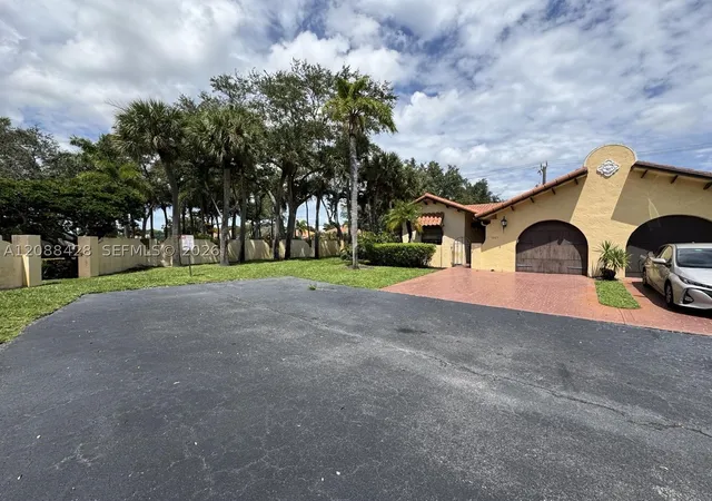 Photo 2 of Single family home for sale at 5269 W Magellan Way, Delray Beach, FL 33484 | MLS# A12088428 | Listing updated on 2026-09-14