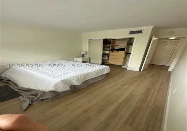 Photo 4 of Condo for sale at 55 Ocean Ln Dr #2028, Key Biscayne, FL 33149 | MLS# A12088790 | Listing updated on 2026-09-14