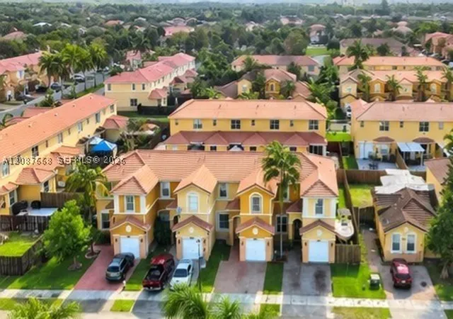 Photo 2 of Townhouse for sale at 24705 Sw 110th Place, Homestead, FL 33032 | MLS# A12087668 | Listing updated on 2026-09-15