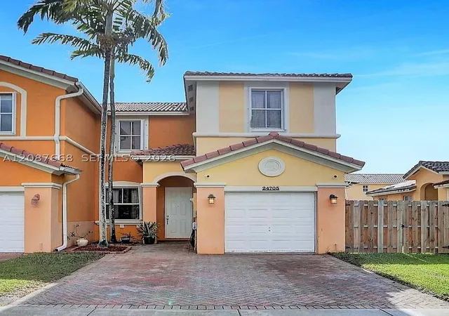 Photo 4 of Townhouse for sale at 24705 SW 110th Place, Homestead, FL 33032 | MLS# A12087668 | Listing updated on 2026-09-15