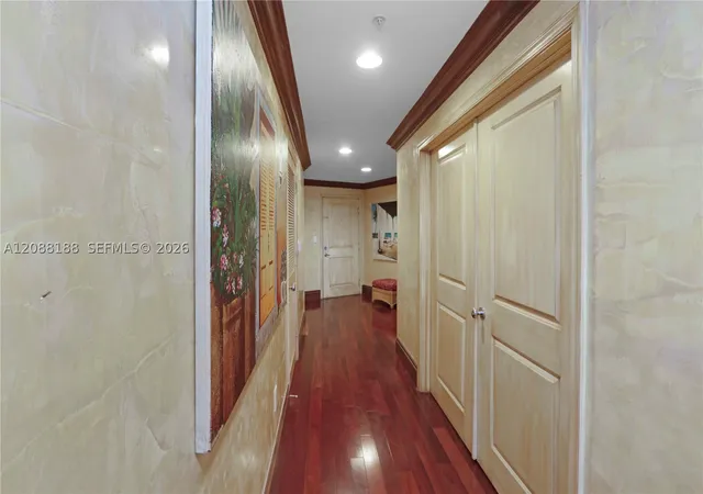 Photo 4 of Condo for sale at 10 Aragon Ave #1216, Coral Gables, FL 33134 | MLS# A12088188 | Listing updated on 2026-09-15