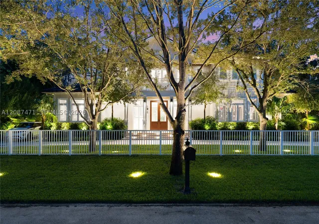 Photo 1 of Single family home for sale at 7220 Sw 125th Street, Pinecrest, FL 33156 | MLS# A12087471 | Listing updated on 2026-09-29