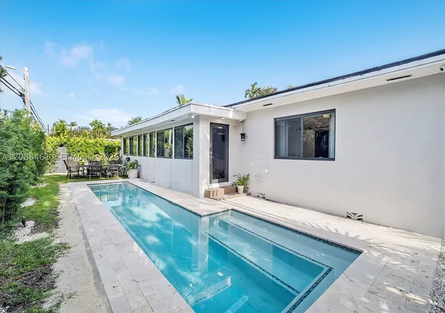 Photo 1 of Single family home for sale at 1064 Ne 97th Street, Miami Shores, FL 33138 | MLS# A12088461 | Listing updated on 2026-09-19