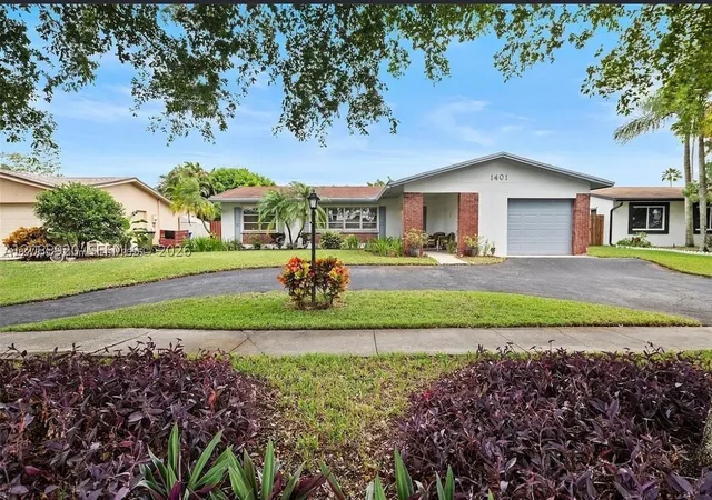 Photo 1 of Single family home for sale at 1401 Nw 122nd Avenue, Pembroke Pines, FL 33026 | MLS# A12088920 | Listing updated on 2026-09-15