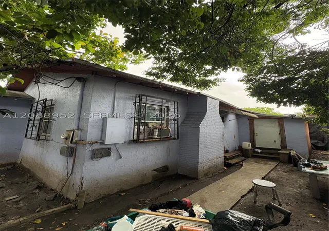 Photo 3 of Multi family home for sale at 7822 Ne Miami Ct, Miami, FL 33138 | MLS# A12088952 | Listing updated on 2026-09-15