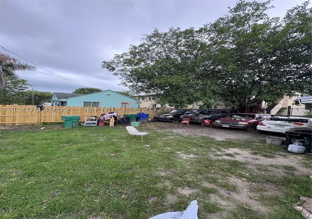 Photo 3 of House for sale at 7822 NE Miami Ct, Miami, FL 33138 | MLS# A12088952 | Listing updated on 2026-09-15