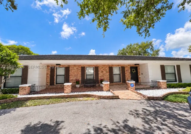 Photo 2 of Single family home for sale at 7440 Sw 174th Street, Palmetto Bay, FL 33157 | MLS# A12085573 | Listing updated on 2026-10-02