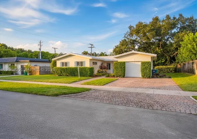 Photo 2 of Single family home for sale at 9125 Sw 65th Street, Miami, FL 33173 | MLS# A12088951 | Listing updated on 2026-10-04