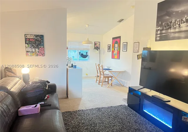 Listing Photo 4 - Condo for sale in building located at 3390 Ne 9Th St, Homestead, FL 33033 - Unit #201